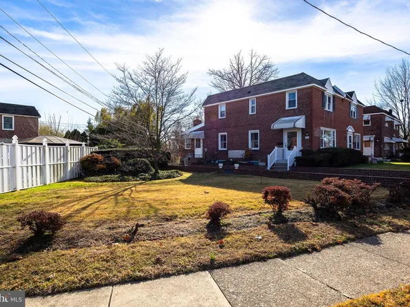 332 Holland St, Crum Lynne, PA 19022