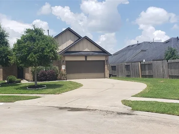 702 Mill Spring Ct, Rosenberg, TX 77469
