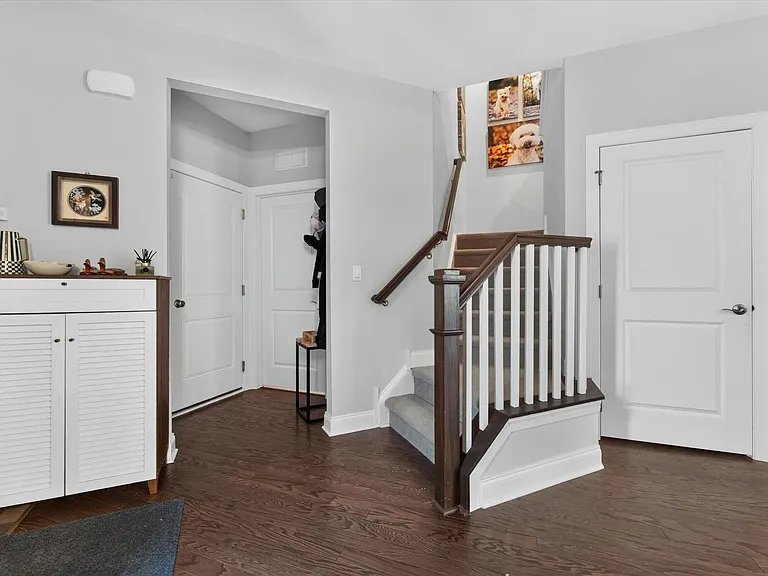 3062 N Spurway Dr — Photo 7