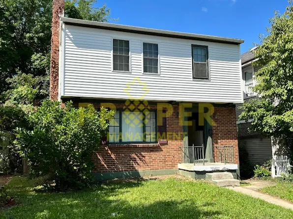53 E Parkwood Dr, Dayton, OH 45405