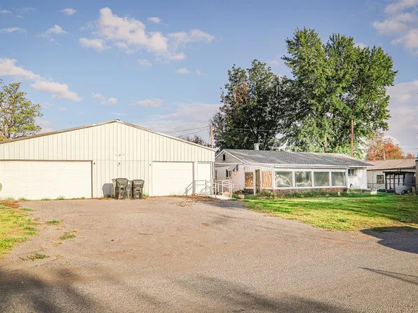 409 S Lynn St, Fort Cobb, OK 73038