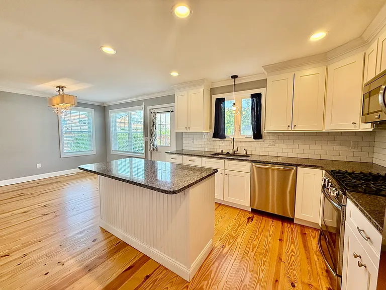 52 Bedlow Ave — Photo 12