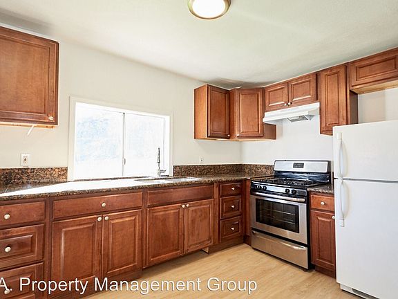 4th image of 3212 Oregon St #3212