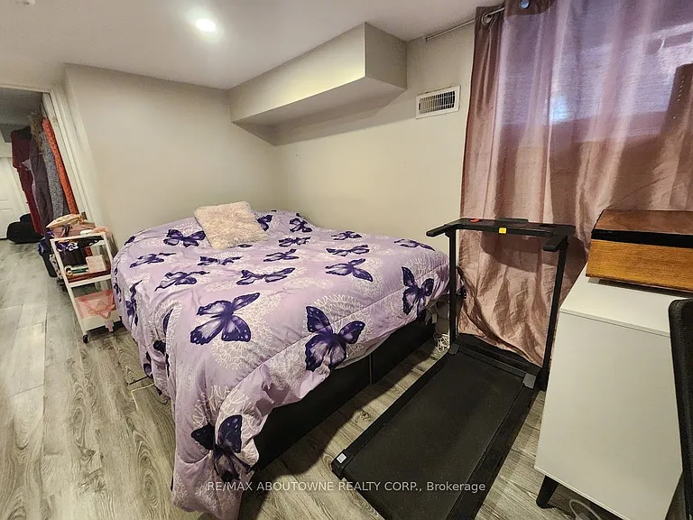 498 Main St E #1B — Photo 11