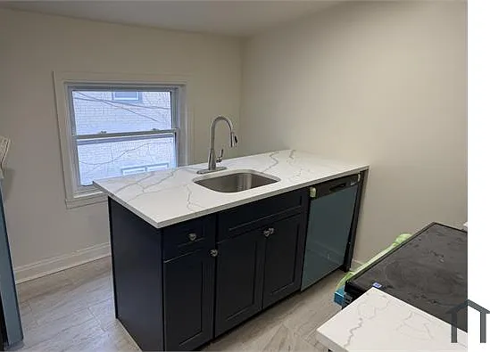706 Park Ave — Photo 13