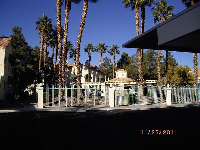 2nd image of 7570 W Flamingo Rd Unit 164