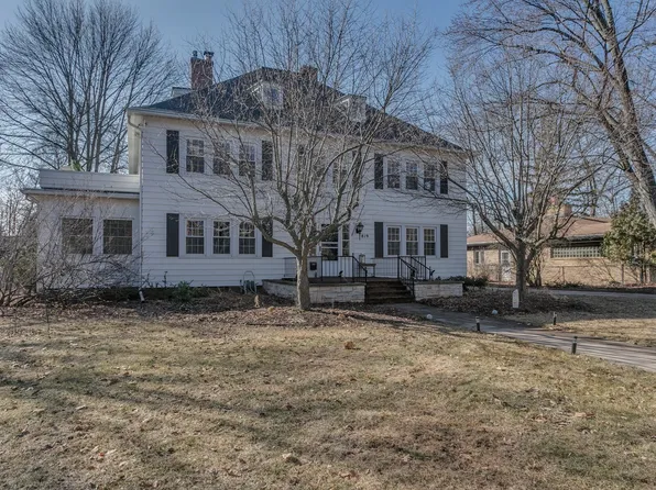 819 E Forest Ave, Neenah, WI 54956