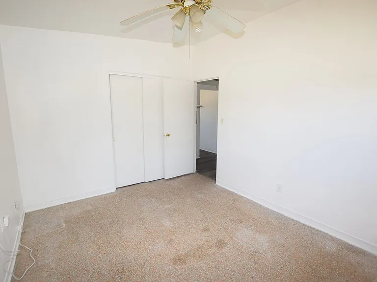 104 W Lancaster Rd — Photo 23