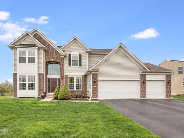 2475 Emerald Ln, Yorkville, IL 60560