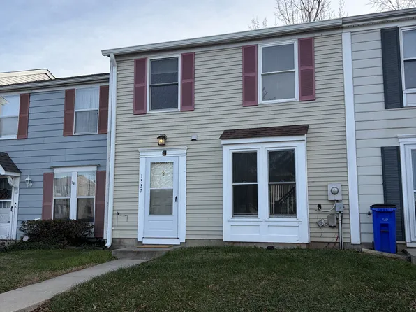 1337 David Ln, Frederick, MD 21703
