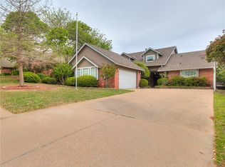 2421 Chimney Hill Ct, Edmond, OK 73034