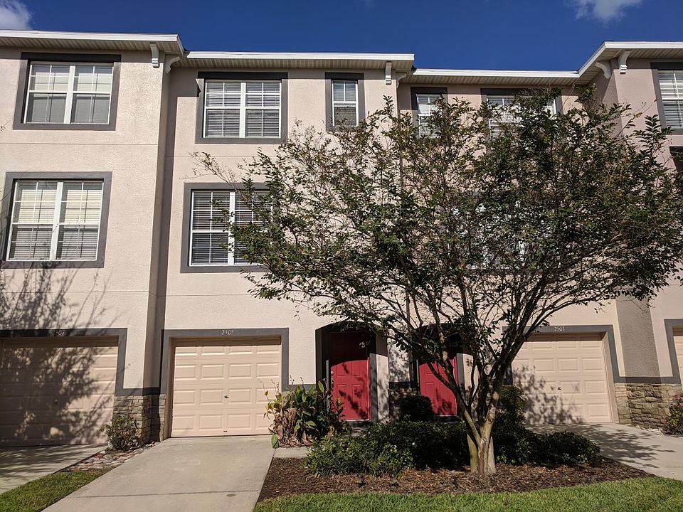 1st image of 2505 Lexington Oak Dr