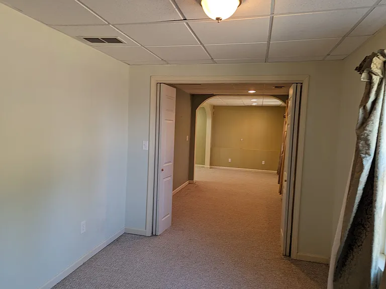 705 Dover Ct — Photo 37
