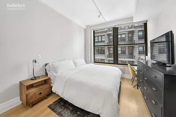 Rented by Sotheby's International Realty | media 27