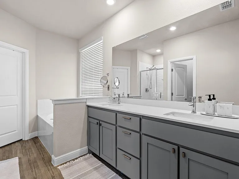 5505 Cypress Point Dr — Photo 22