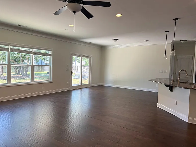 538 Saratoga Rd — Photo 6
