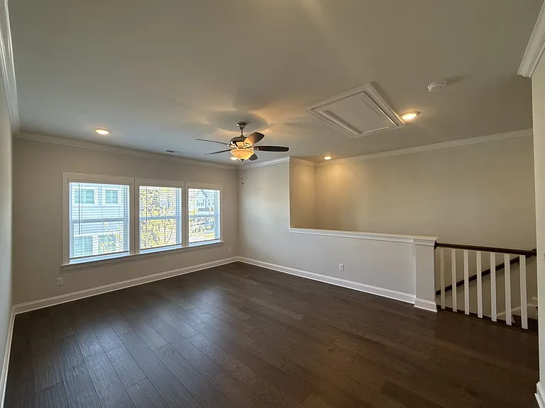 11218 Cobb Creek Ct — Photo 32