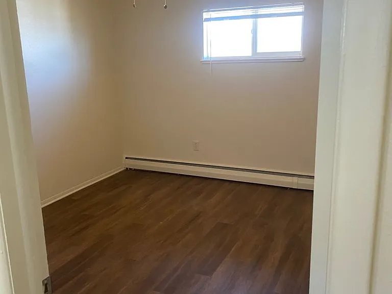 Newly Renovated 2BR | Courtyard & back patio | Lots of natural light — Photo 14