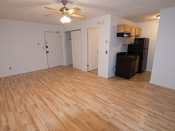 2nd image of 2741 Pillsbury Ave S APT 306