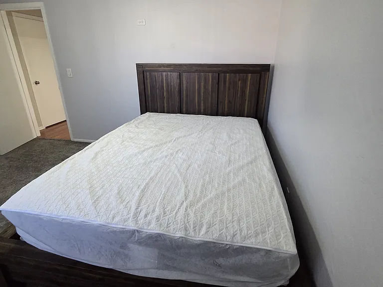 1015 E Irma Ln — Photo 24