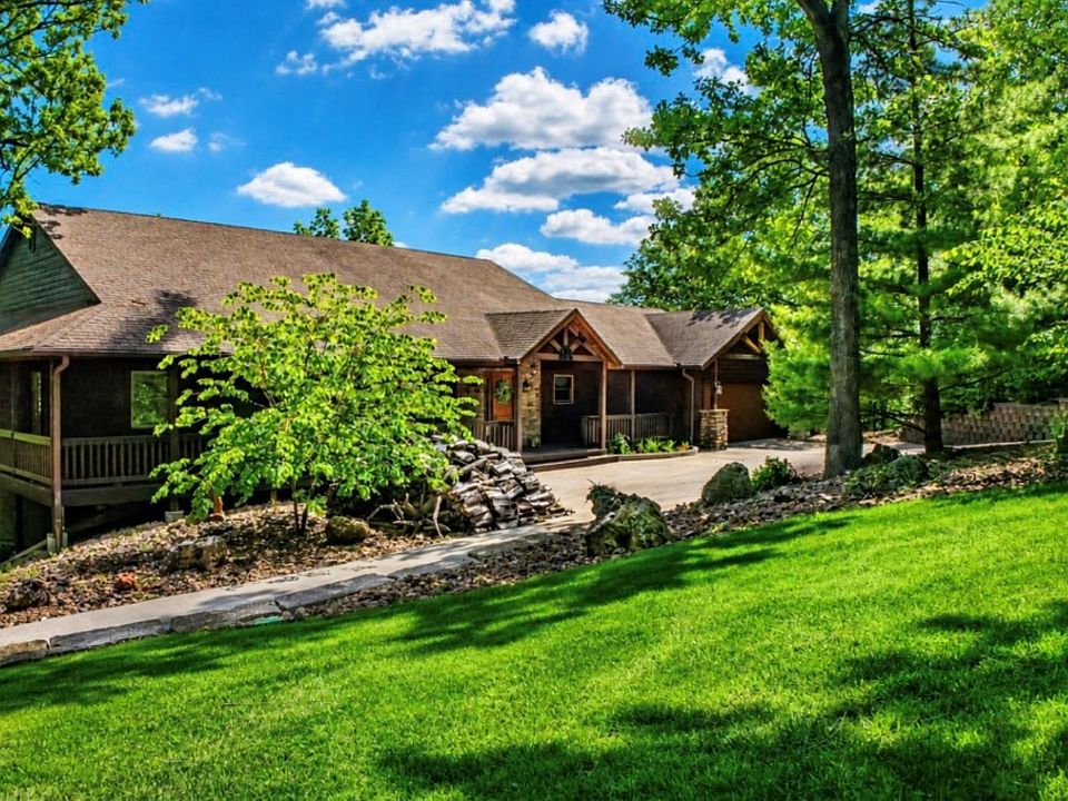 1st image of 23180 Lake Ridge Dr