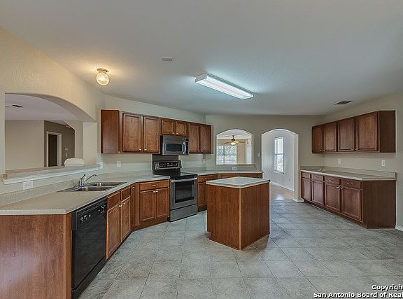 2nd image of 13218 Fairacres Way