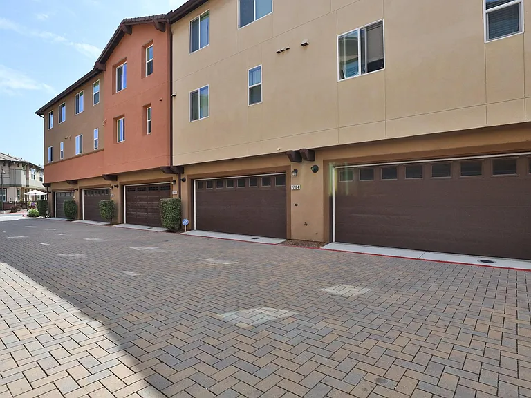 2710 Sparta Rd #3 — Photo 36
