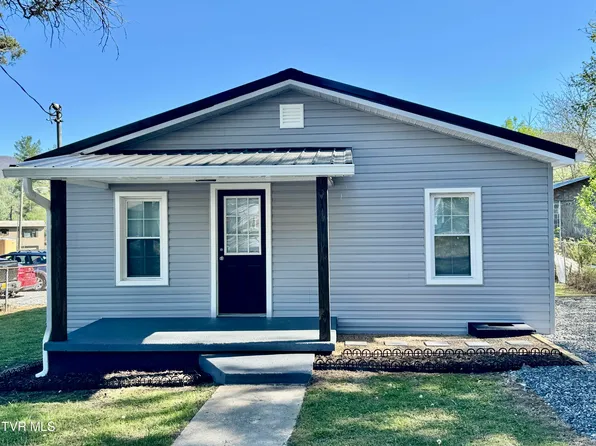 713 E 5th St N, Big Stone Gap, VA 24219