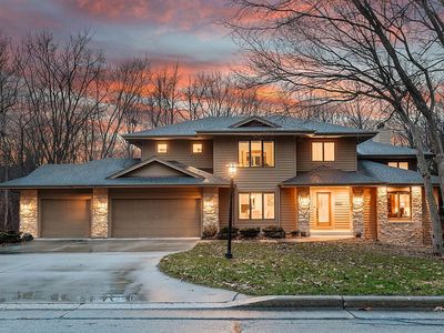 12060 W Whitaker Ave, Greenfield, WI, 53228