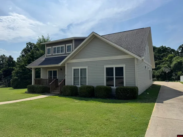 3034 Spring Mill Dr, Mountain Home, AR 72653