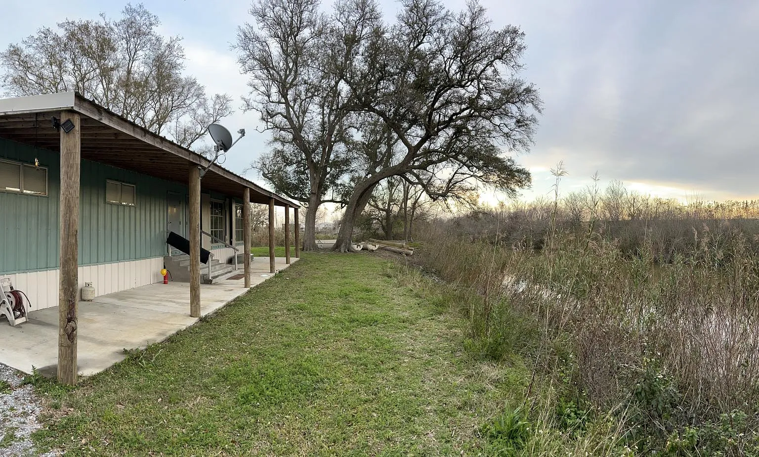 169 Smith Ln — Photo 1