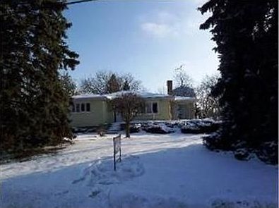 2nd image of 701 W Judd St