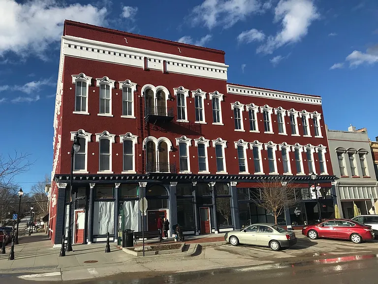 Fitzgerald — Photo 9