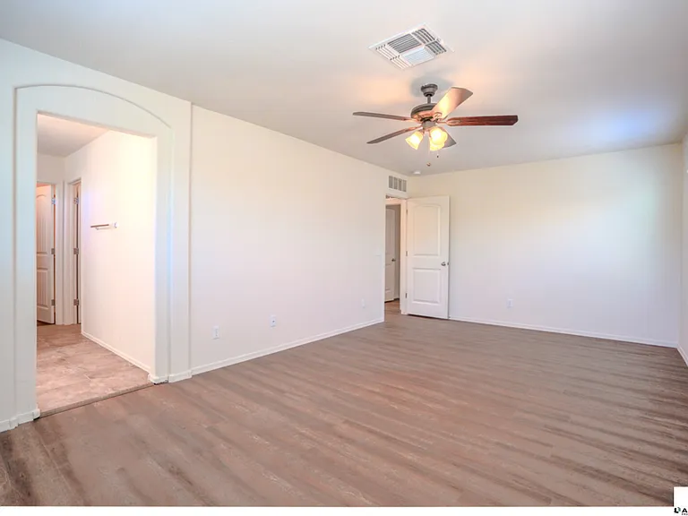 10225 W Camelback Rd #28 — Photo 17