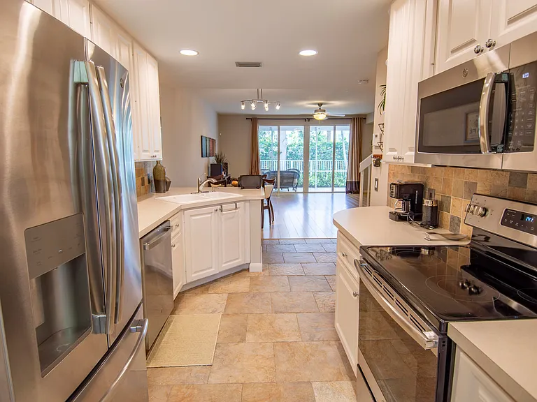 504 Capistrano Dr — Photo 9