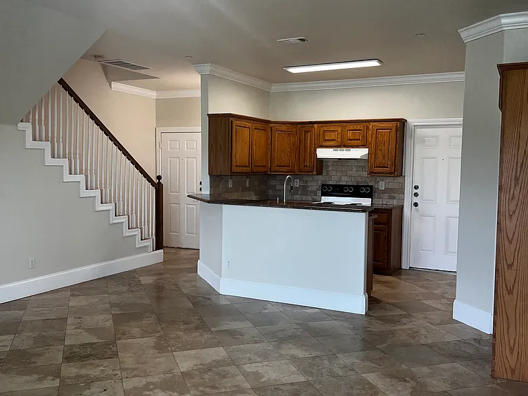 6100 Holiday Ln #205 — Photo 5