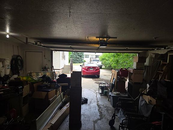 2nd image of 4425 Colt Ln