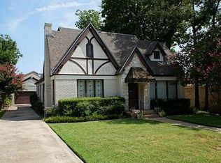 4020 Bunting Ave, Fort Worth, TX 76107