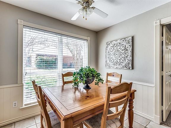5th image of 429 Pleasant Valley Ln
