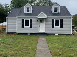 1351 Fishermans Rd, Norfolk, VA 23503