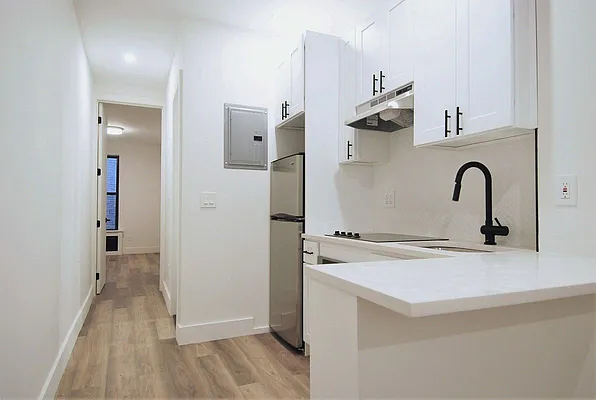 Rented by (Legacy) Tri Hill Realty Group LLC | media 4