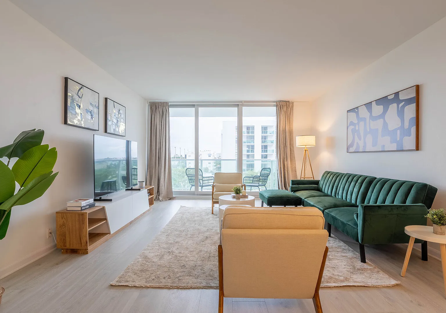 1 Bedroom - Fully Furnished - South Beach GEM! — Photo 1