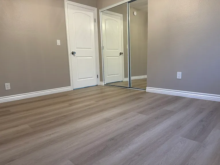 374 N Avenue 57 — Photo 9