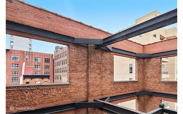 Rented by Douglas Elliman | media 15