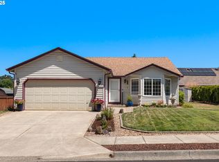 11592 Parrish Rd, Oregon City, OR 97045