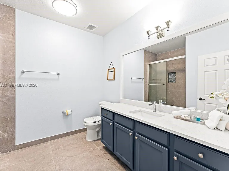 3175 Feltrim Pl #305 — Photo 16