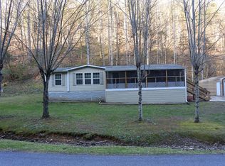 180 Free Hill Rd, Celina, TN 38551