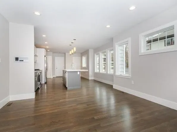 491 Ashmont St #1, Dorchester, MA 02122
