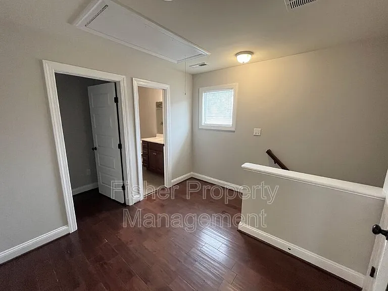 1411 Porter St #B — Photo 20