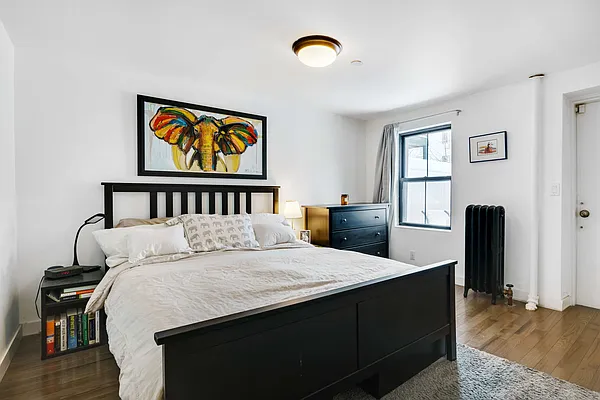 Rented by Golden Lioness Corp | media 9